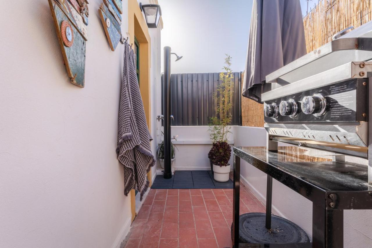 Arty Vintage Townhouse With Rooftop Shower & Sun Loungers Olhão Esterno foto